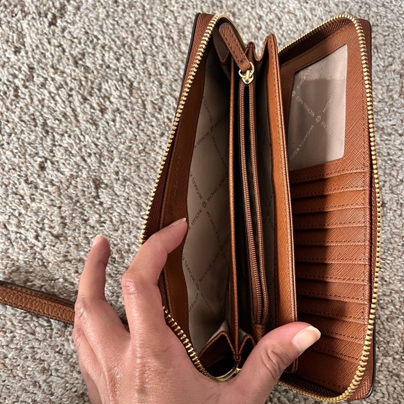Michael Kors Brown Wallet/Wristlet - Picture 7 of 14